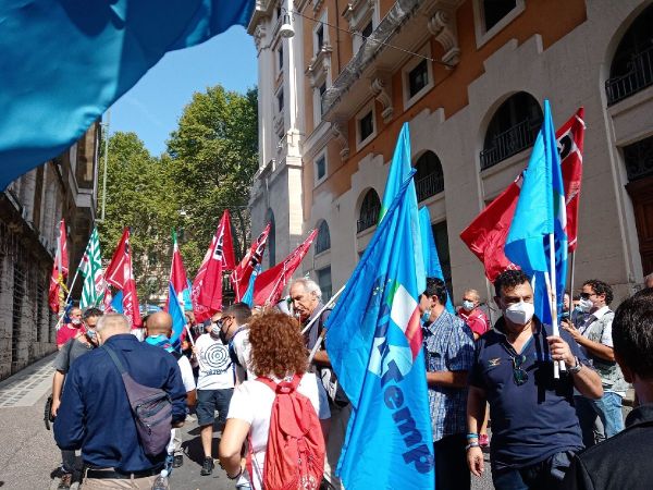 Procedura raffreddamento proclamazione stato di agitazione nazionale per i lavoratori somministrati presso Poste Italiane